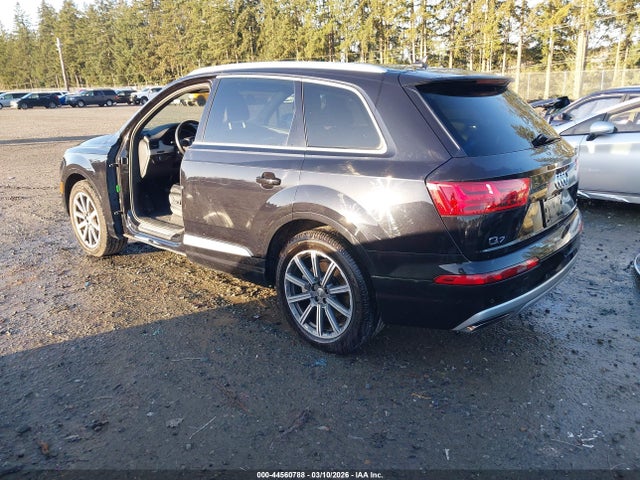 44560788 :رقم المزاد ، WA1LHAF72HD037002 vin ، 2017 Audi Q7 2.0t Premium مزاد بيع