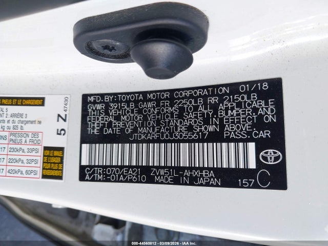 Toyota Prius Three Touring 2018 JTDKARFU0J3055617 Image 9