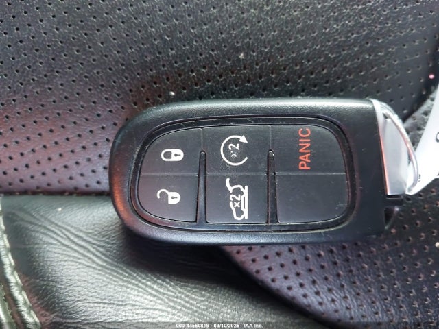 2019 Jeep Cherokee Limited 4x4 მანქანა იყიდება აუქციონზე, vin: 1C4PJMDX5KD412291, აუქციონის ნომერი: 44560819