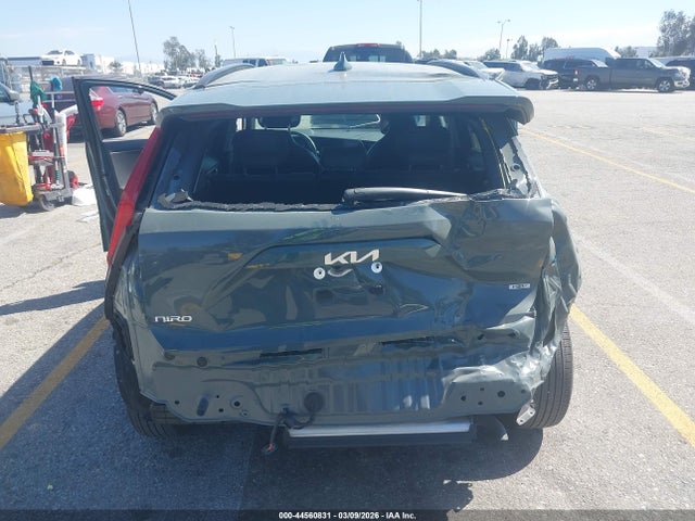 KIA NIRO EX 2025 KNDCR3LE5S5241036 Image 6