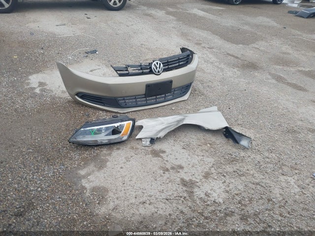 Продаж на аукціоні авто 2013 Volkswagen Jetta 2.0l S, vin: 3VW2K7AJ7DM216138, номер лоту: 44560839