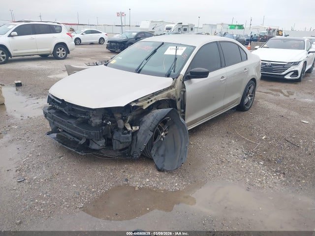 Продаж на аукціоні авто 2013 Volkswagen Jetta 2.0l S, vin: 3VW2K7AJ7DM216138, номер лоту: 44560839
