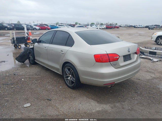 Продаж на аукціоні авто 2013 Volkswagen Jetta 2.0l S, vin: 3VW2K7AJ7DM216138, номер лоту: 44560839