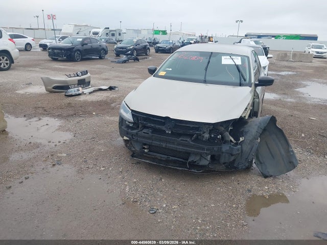 Продаж на аукціоні авто 2013 Volkswagen Jetta 2.0l S, vin: 3VW2K7AJ7DM216138, номер лоту: 44560839
