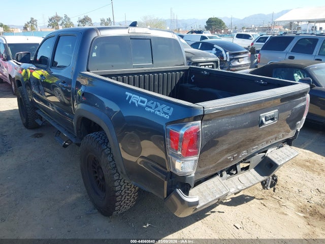 3TMCZ5AN8NM491769 Toyota Tacoma 4wd Trd Off Road