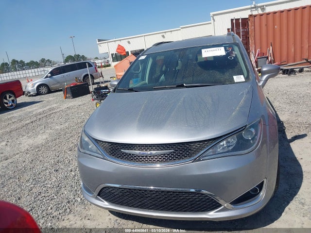 Продаж на аукціоні авто 2020 Chrysler Pacifica Touring L, vin: 2C4RC1BG4LR125012, номер лоту: 44560841