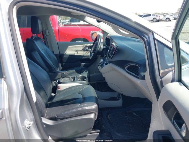 Продаж на аукціоні авто 2020 Chrysler Pacifica Touring L, vin: 2C4RC1BG4LR125012, номер лоту: 44560841