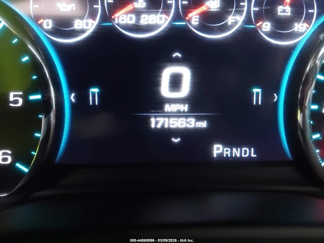 1GKS2HKJ9JR225283 GMC YUKON XL DENALI