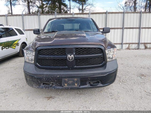 Продаж на аукціоні авто 2018 Ram 1500 Tradesman  4x4 5'7 Box, vin: 1C6RR7KG2JS323110, номер лоту: 44560901