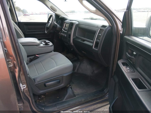 Продаж на аукціоні авто 2018 Ram 1500 Tradesman  4x4 5'7 Box, vin: 1C6RR7KG2JS323110, номер лоту: 44560901