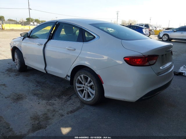 Продажа на аукционе авто 2015 Chrysler 200 Limited, vin: 1C3CCCAB9FN742726, номер лота: 44560902