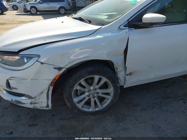Продажа на аукционе авто 2015 Chrysler 200 Limited, vin: 1C3CCCAB9FN742726, номер лота: 44560902