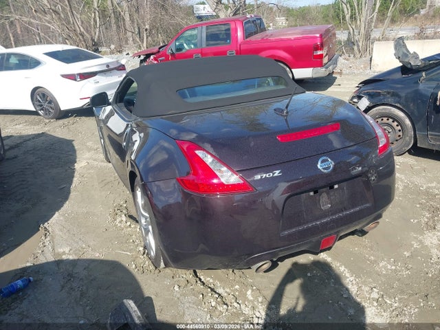 2014 NISSAN 370Z JN1AZ4FH3EM620116 Photo 2