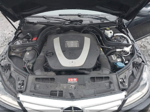 2012 Mercedes-benz C 300 Sport 4matic მანქანა იყიდება აუქციონზე, vin: WDDGF8BBXCA729203, აუქციონის ნომერი: 44560982