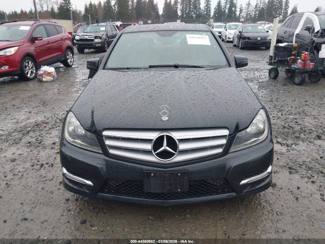 2012 Mercedes-benz C 300 Sport 4matic მანქანა იყიდება აუქციონზე, vin: WDDGF8BBXCA729203, აუქციონის ნომერი: 44560982