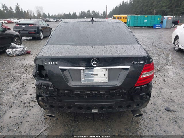 2012 Mercedes-benz C 300 Sport 4matic მანქანა იყიდება აუქციონზე, vin: WDDGF8BBXCA729203, აუქციონის ნომერი: 44560982