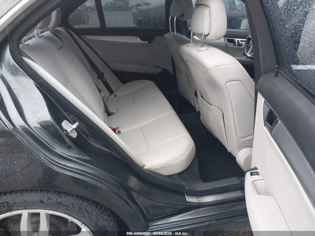 2012 Mercedes-benz C 300 Sport 4matic მანქანა იყიდება აუქციონზე, vin: WDDGF8BBXCA729203, აუქციონის ნომერი: 44560982