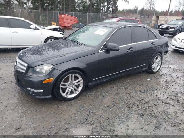 2012 Mercedes-benz C 300 Sport 4matic მანქანა იყიდება აუქციონზე, vin: WDDGF8BBXCA729203, აუქციონის ნომერი: 44560982
