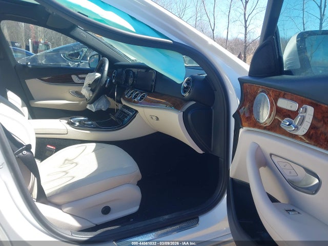 Продаж на аукціоні авто 2018 Mercedes-benz E 300 4matic, vin: WDDZF4KB7JA452329, номер лоту: 44561032