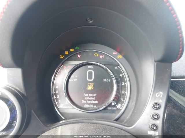 2015 Fiat 500 Abarth მანქანა იყიდება აუქციონზე, vin: 3C3CFFFHXFT550074, აუქციონის ნომერი: 44561054