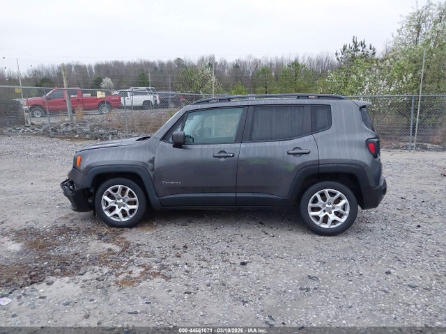Продажа на аукционе авто 2017 Jeep Renegade Latitude Fwd, vin: ZACCJABB2HPG33104, номер лота: 44561071