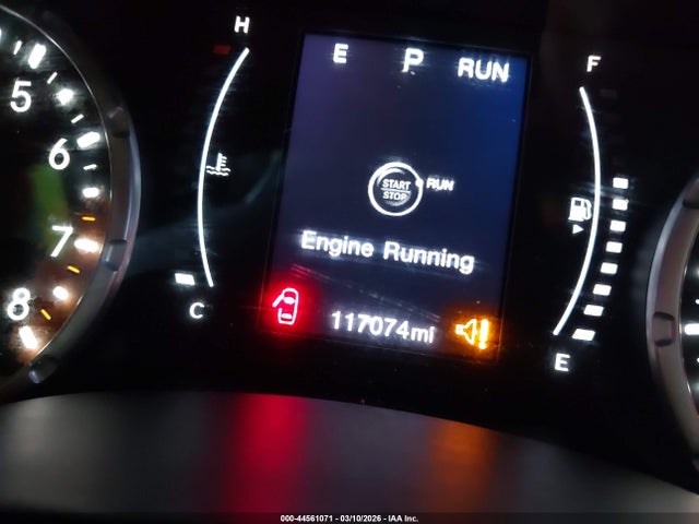 Продажа на аукционе авто 2017 Jeep Renegade Latitude Fwd, vin: ZACCJABB2HPG33104, номер лота: 44561071