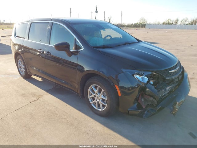 2023 CHRYSLER VOYAGER 2C4RC1CG4PR557779 Photo 0