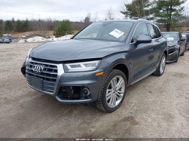 2018 Audi Q5 2.0t Premium/2.0t Tech Premium მანქანა იყიდება აუქციონზე, vin: WA1CNAFY6J2186614, აუქციონის ნომერი: 44561151