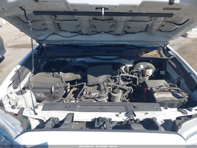 5TFAX5GN6KX142524 Toyota Tacoma Sr5