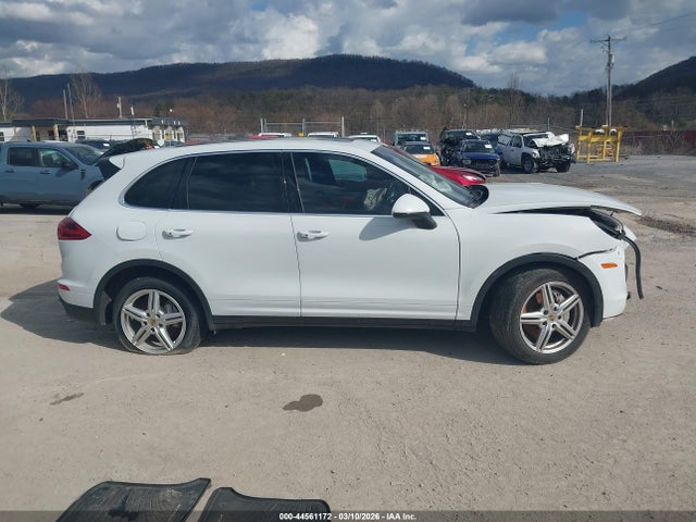 Aukcja sprzedaży 2015 Porsche Cayenne S, vin: WP1AB2A2XFLA60724, numer aukcji: 44561172