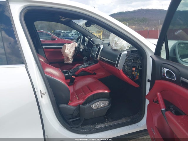 Aukcja sprzedaży 2015 Porsche Cayenne S, vin: WP1AB2A2XFLA60724, numer aukcji: 44561172
