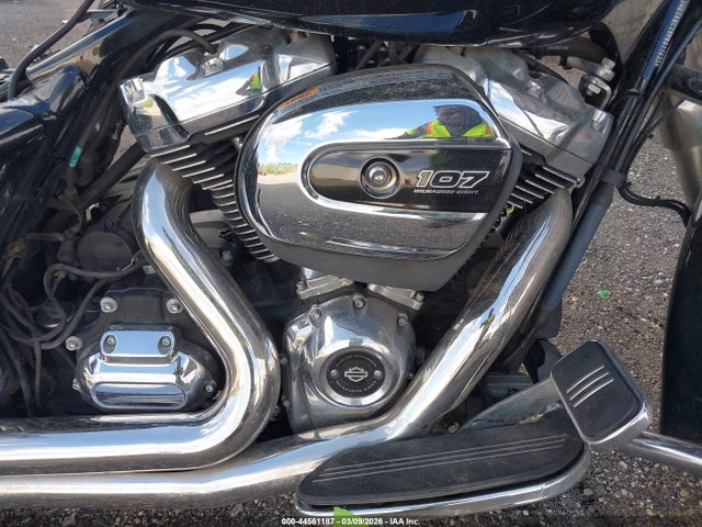 2023 HARLEY-DAVIDSON FLHX 1HD1KBC15PB617633 Photo 7