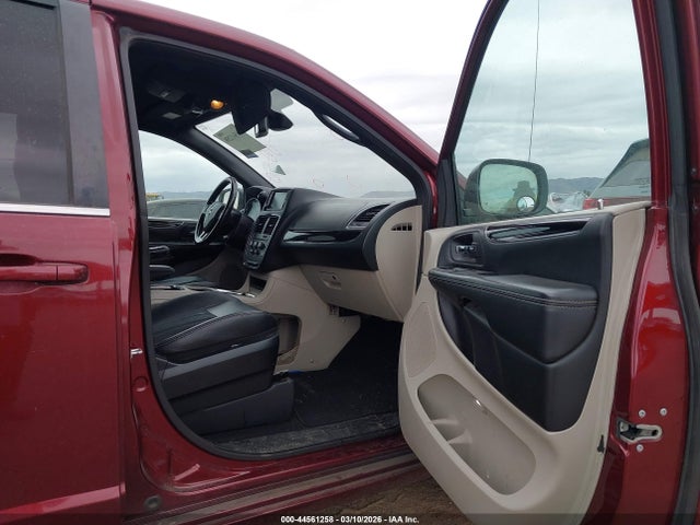 2C4RDGCG9KR631478 Dodge Grand Caravan Sxt