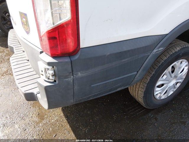 1FTNR1ZM2FKB02310 Ford Transit-250