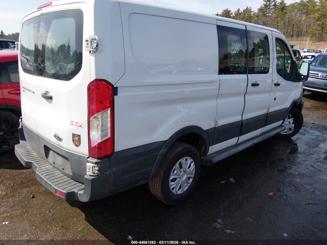 1FTNR1ZM2FKB02310 Ford Transit-250