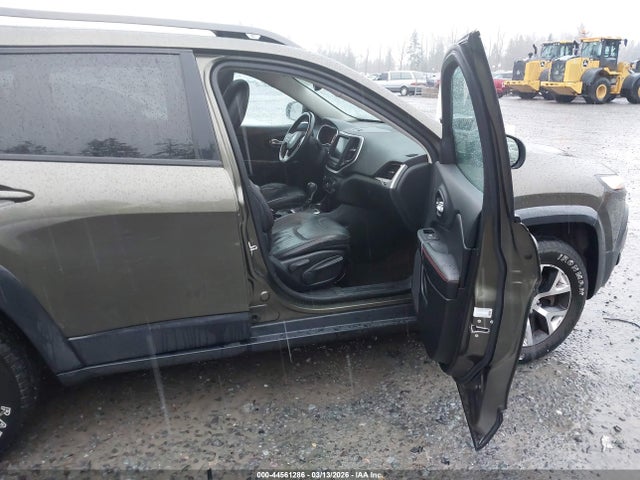 Jeep Cherokee Trailhawk 2015 1C4PJMBS2FW557905 Image 5