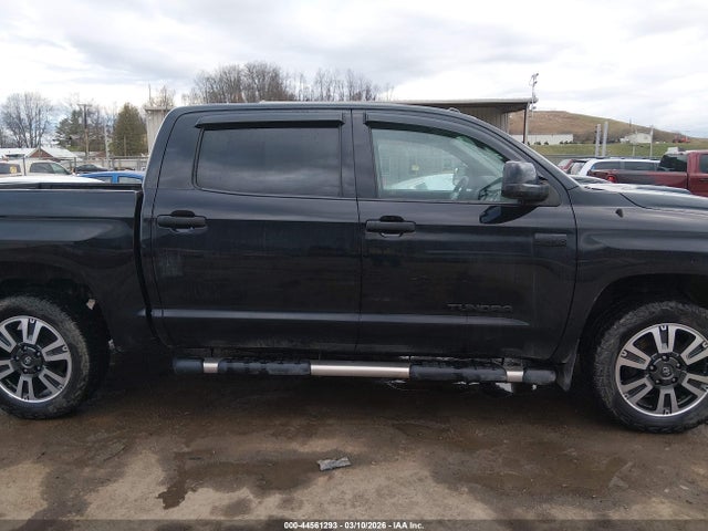 Aukcja sprzedaży 2019 Toyota Tundra Sr5 5.7l V8, vin: 5TFDW5F13KX807085, numer aukcji: 44561293