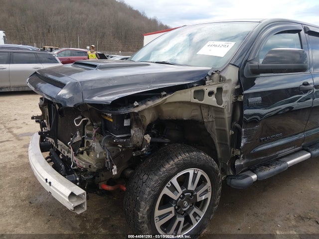 2019 Toyota Tundra Sr5 5.7l V8 მანქანა იყიდება აუქციონზე, vin: 5TFDW5F13KX807085, აუქციონის ნომერი: 44561293
