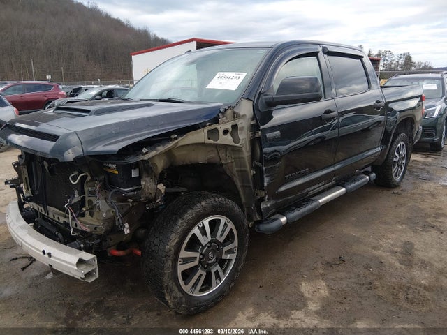 Aukcja sprzedaży 2019 Toyota Tundra Sr5 5.7l V8, vin: 5TFDW5F13KX807085, numer aukcji: 44561293
