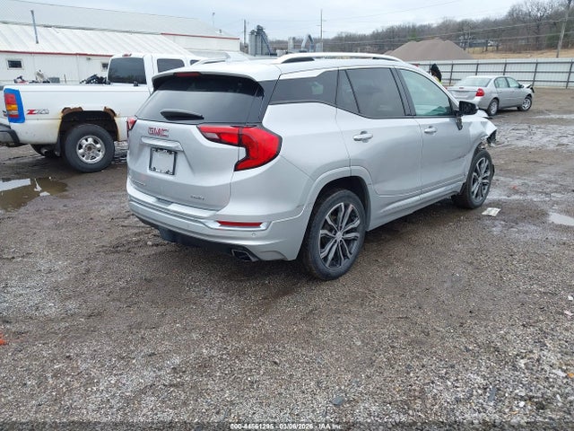 3GKALXEX9KL265181 GMC Terrain Denali