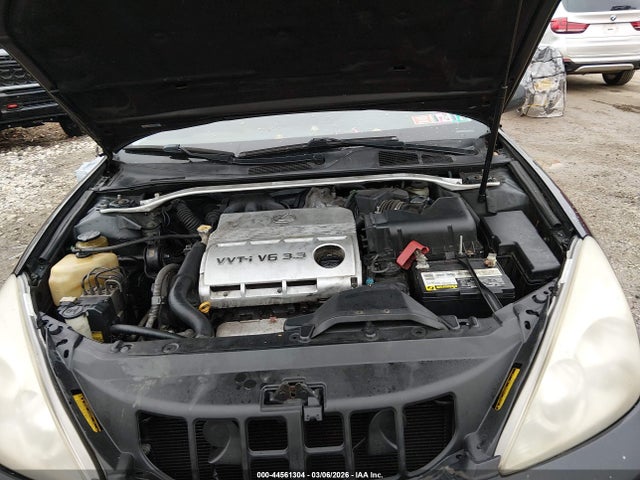2004 Lexus Es 330 მანქანა იყიდება აუქციონზე, vin: JTHBA30G945040041, აუქციონის ნომერი: 44561304