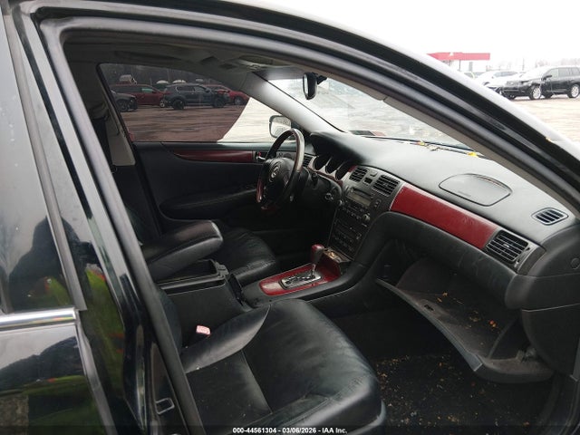 2004 Lexus Es 330 მანქანა იყიდება აუქციონზე, vin: JTHBA30G945040041, აუქციონის ნომერი: 44561304