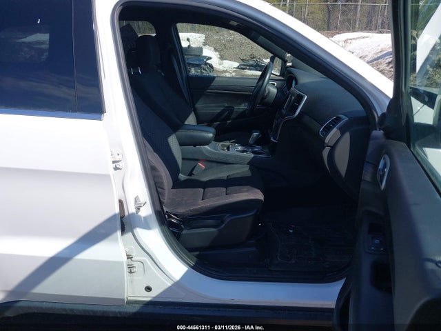 2019 Jeep Grand Cherokee Laredo 4x4 მანქანა იყიდება აუქციონზე, vin: 1C4RJFAGXKC667761, აუქციონის ნომერი: 44561311