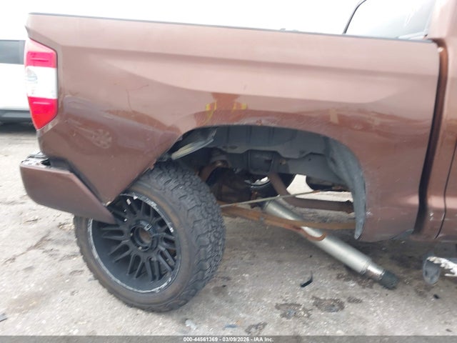 Продажа на аукционе авто 2015 Toyota Tundra Platinum 5.7l V8, vin: 5TFAY5F12FX428288, номер лота: 44561369