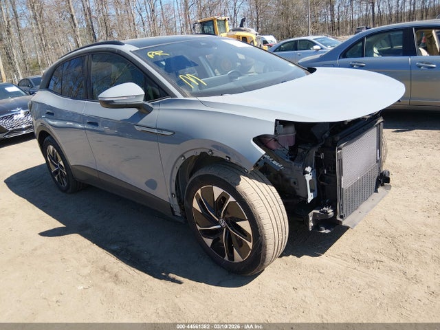 2021 VOLKSWAGEN ID.4 WVGTMPE22MP028038