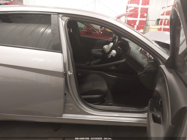 2025 Hyundai Elantra Hybrid Sel Sport მანქანა იყიდება აუქციონზე, vin: KMHLM4DJ3SU170372, აუქციონის ნომერი: 44561389