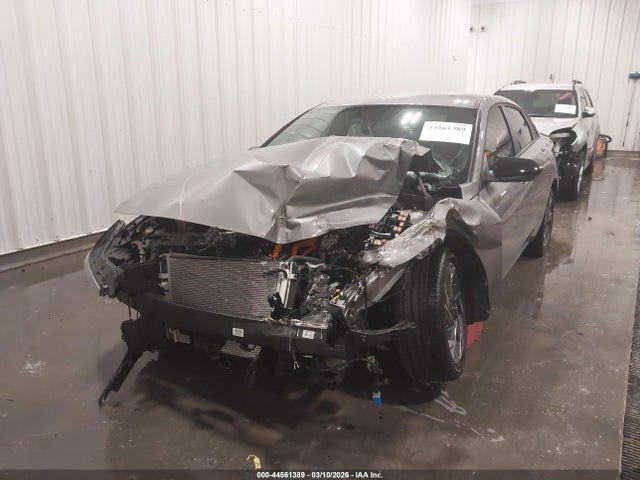 2025 Hyundai Elantra Hybrid Sel Sport მანქანა იყიდება აუქციონზე, vin: KMHLM4DJ3SU170372, აუქციონის ნომერი: 44561389