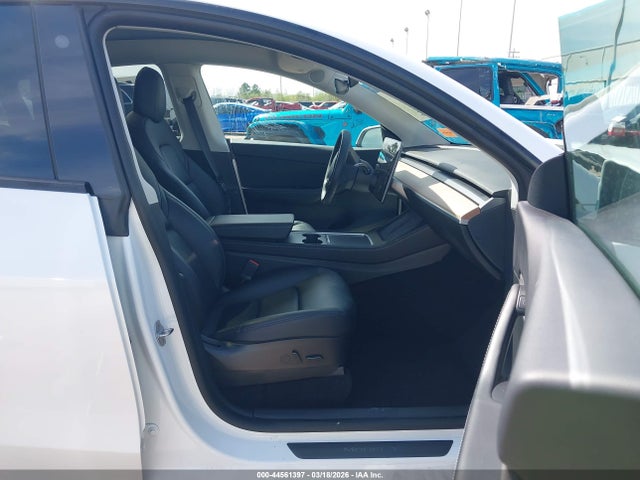 Aukcja sprzedaży 2021 Tesla Model Y Long Range Dual Motor All-wheel Drive, vin: 5YJYGDEEXMF279586, numer aukcji: 44561397