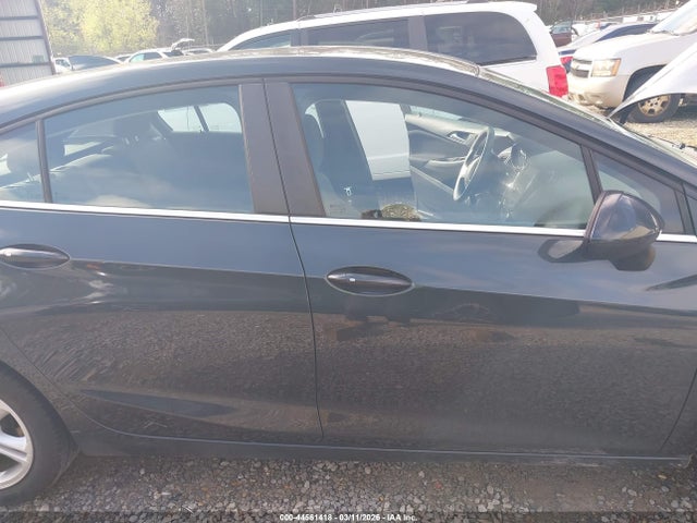 Chevrolet Cruze Lt Auto 2018 3G1BE6SM8JS546741 Image 13