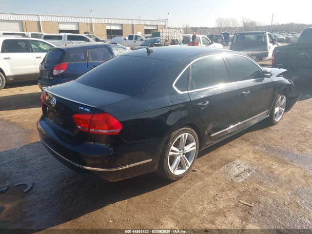44561422 :رقم المزاد ، 1VWCN7A35DC083250 vin ، 2013 Volkswagen Passat 2.0l Tdi Sel Premium مزاد بيع